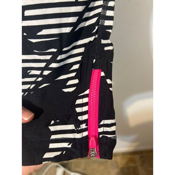 Tommy Hilfinger Sport Sz L Nylon Spandex Striped Floral Black White Pink Legging - Picture 5 of 8